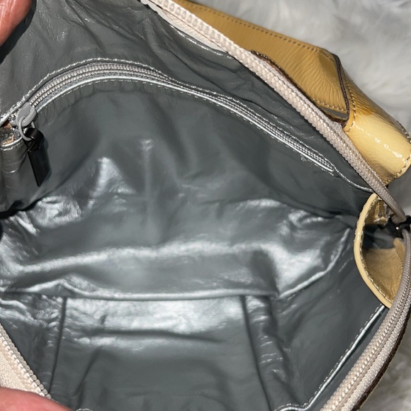 Bottega Veneta Semisphere Shoulder-bag in Camel GUC - Picture 9 of 16